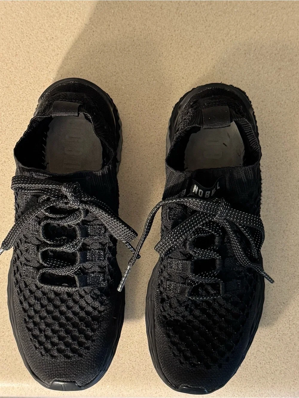 NO BULL Men's Size 6 Women’s Size 7.5 Black Knit Athletic Sneakers